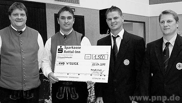 Spendenübergabe Faschinsverein Wurmannsquick Benefizkonzert Bläserverein Wurmannsquick für HvO Wurmannsquick